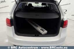 Volkswagen Passat Variant 1.6TDI Bluemotion 2012 full