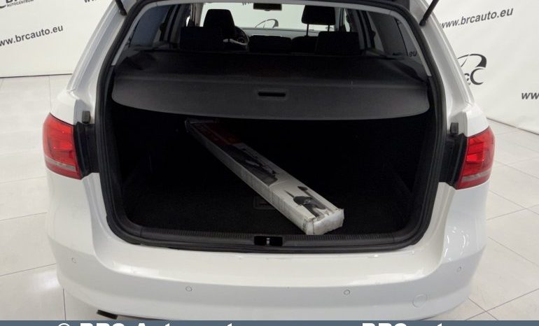 Volkswagen Passat Variant 1.6TDI Bluemotion 2012 full