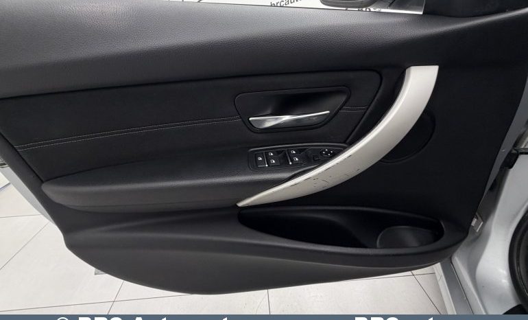 BMW 318 d Automatas 2017 full