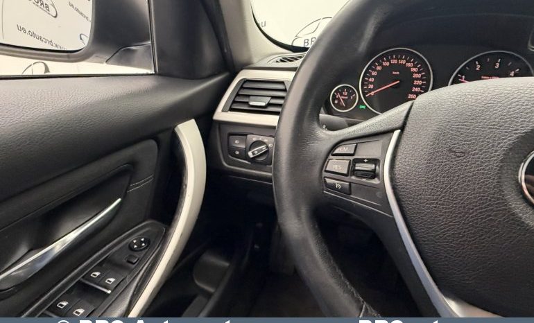 BMW 318 d Automatas 2017 full