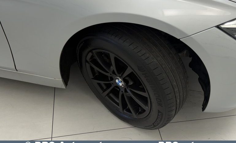 BMW 318 d Automatas 2017 full