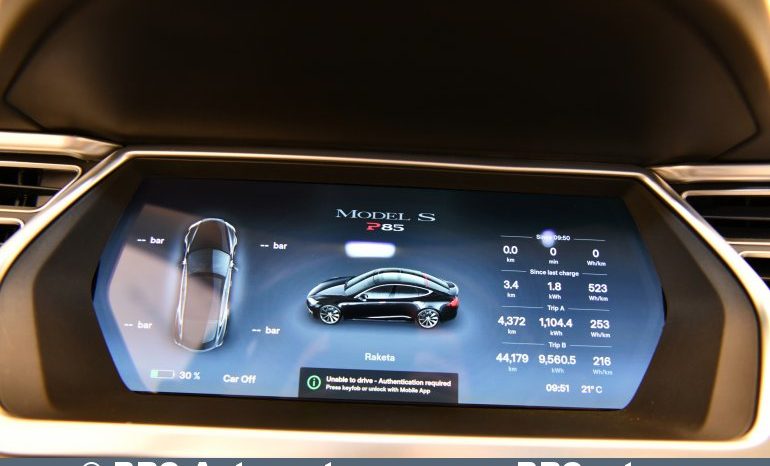 Tesla Model S P85 2013 full