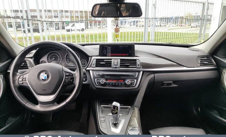 BMW 320 2.0 Automatas 2013 full