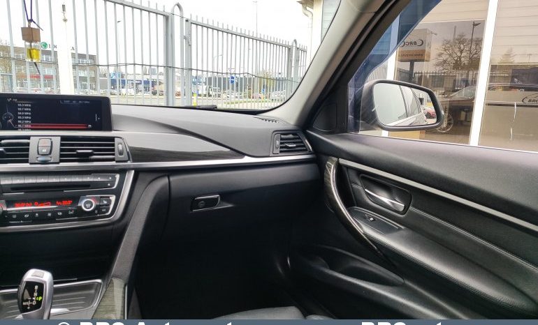BMW 320 2.0 Automatas 2013 full