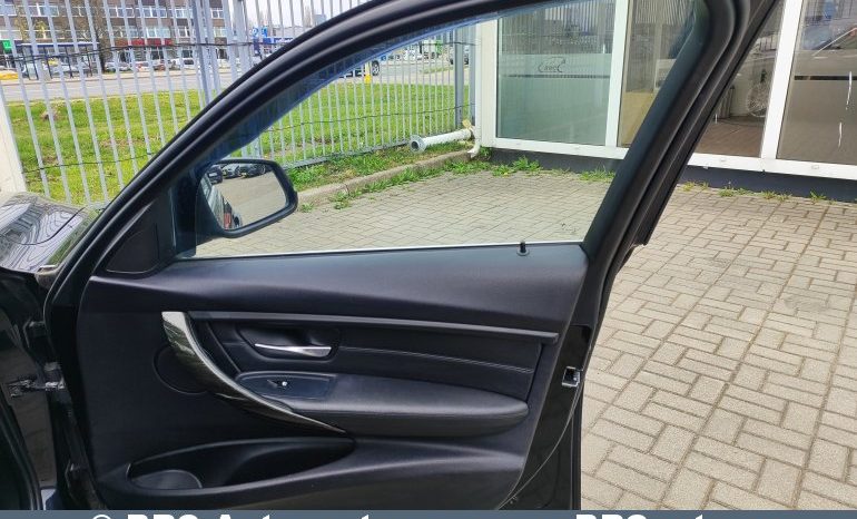 BMW 320 2.0 Automatas 2013 full