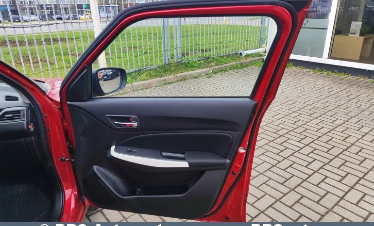 Suzuki Swift 1.2 DUALJET Allgrip 2021 full