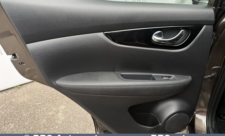 Nissan Qashqai 1.2 DiG-T Automatas 2016 full