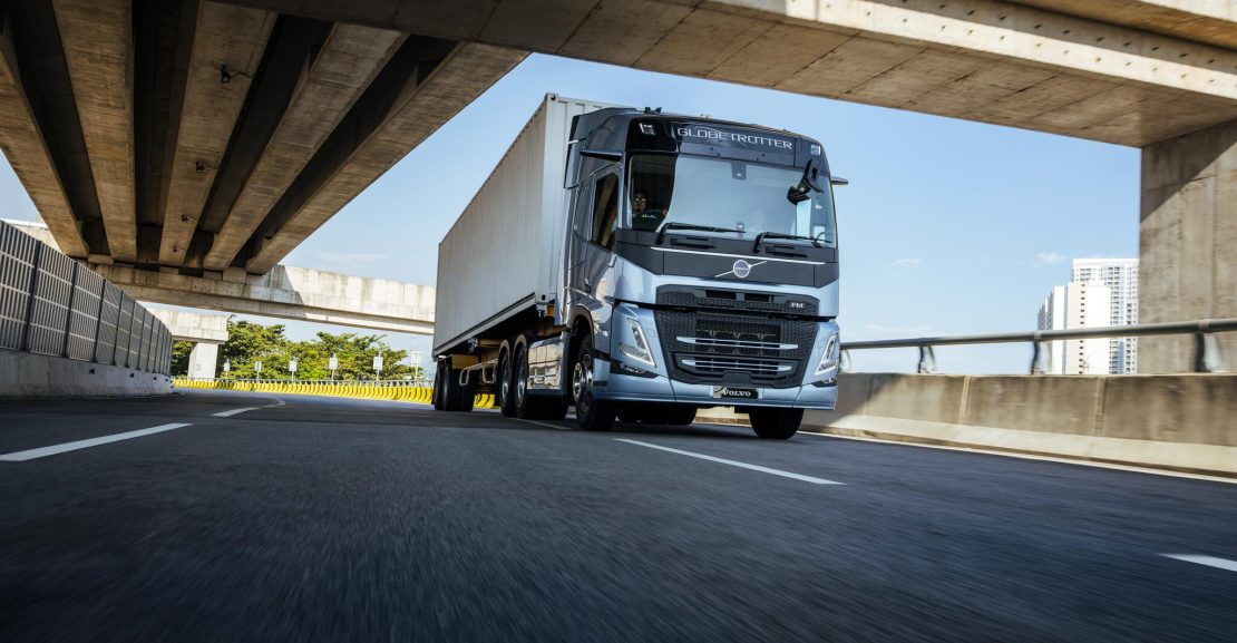 Naujieji „Volvo Trucks“ varikliai bus taupūs ir pritaikyti daugeliui alternatyviųjų degalų rūšių