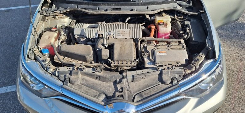Toyota Auris 2017 full