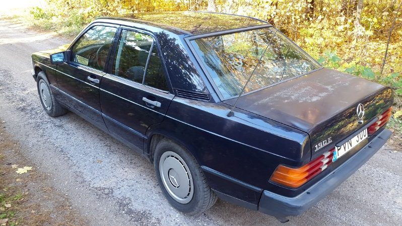 Mercedes Benz 190 1987 full