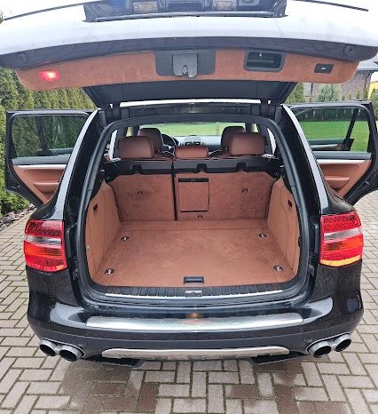 Porsche Cayenne 2009 full