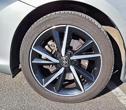 Toyota Auris 2017 full
