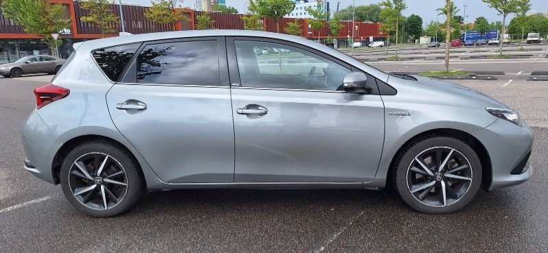 Toyota Auris 2017 full