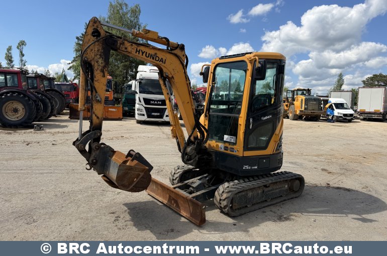 Hyundai R25Z-9AK !garantija! 2023