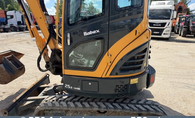 Hyundai R25Z-9AK !garantija! 2023 full