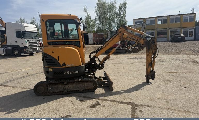 Hyundai R25Z-9AK  2023 full