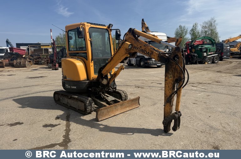 Hyundai R25Z-9AK  2023