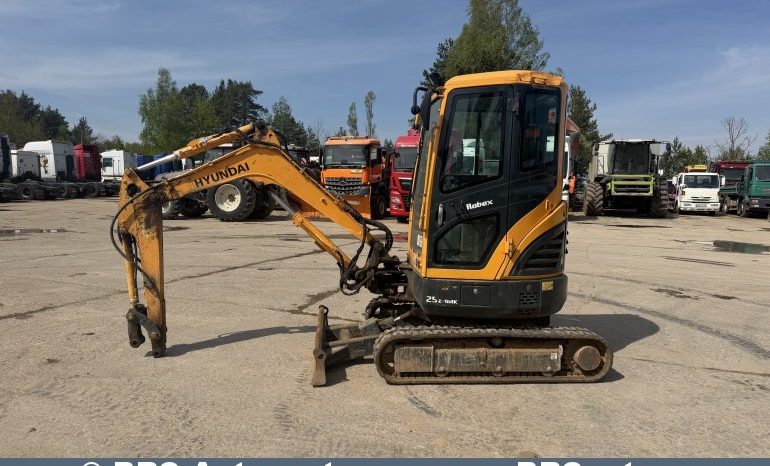 Hyundai R25Z-9AK  2023 full