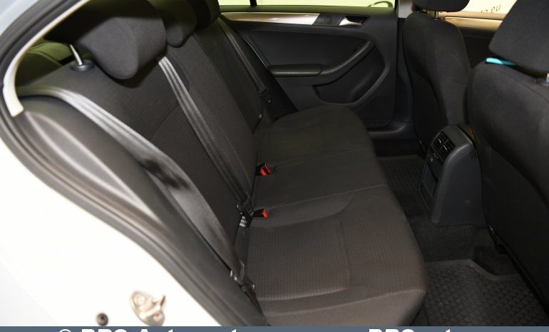 
								Volkswagen Jetta TSI Bluemotion Automatas 2016 full									