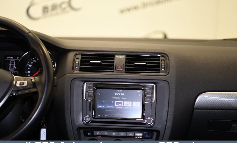 
								Volkswagen Jetta TSI Bluemotion Automatas 2016 full									