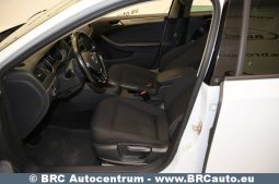 
										Volkswagen Jetta TSI Bluemotion Automatas 2016 full									