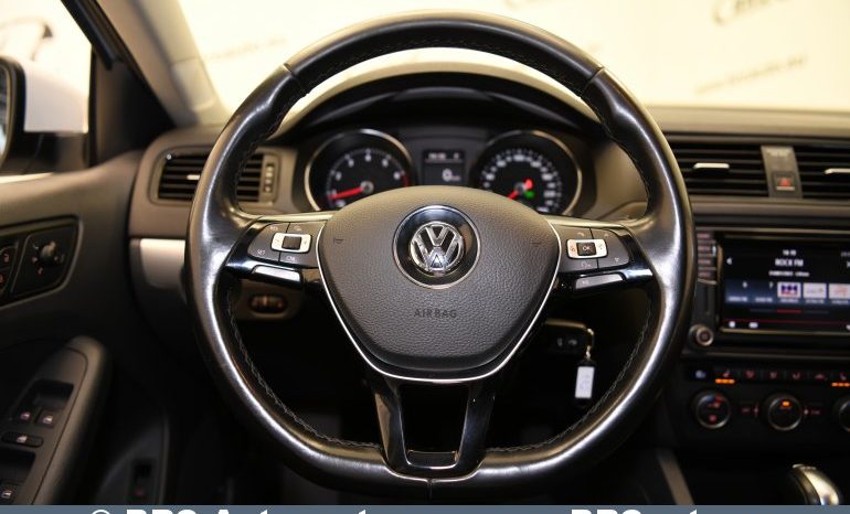 
								Volkswagen Jetta TSI Bluemotion Automatas 2016 full									