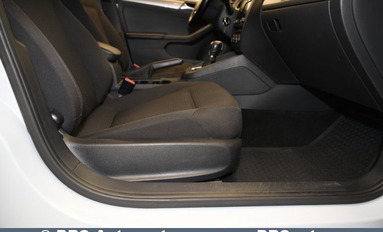 
								Volkswagen Jetta TSI Bluemotion Automatas 2016 full									