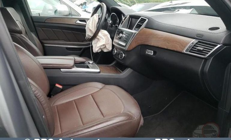 
								Mercedes-Benz GL 550 V8 BiTurbo 4MATIC Automatas 2014 full									