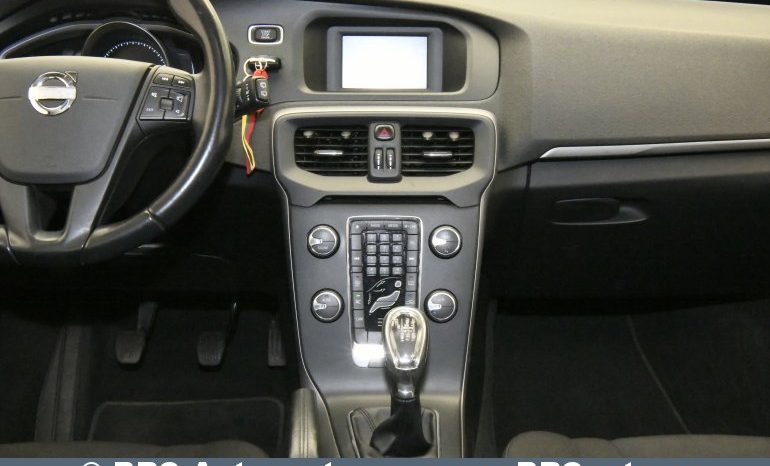 
								Volvo V40 D2 2012 full									