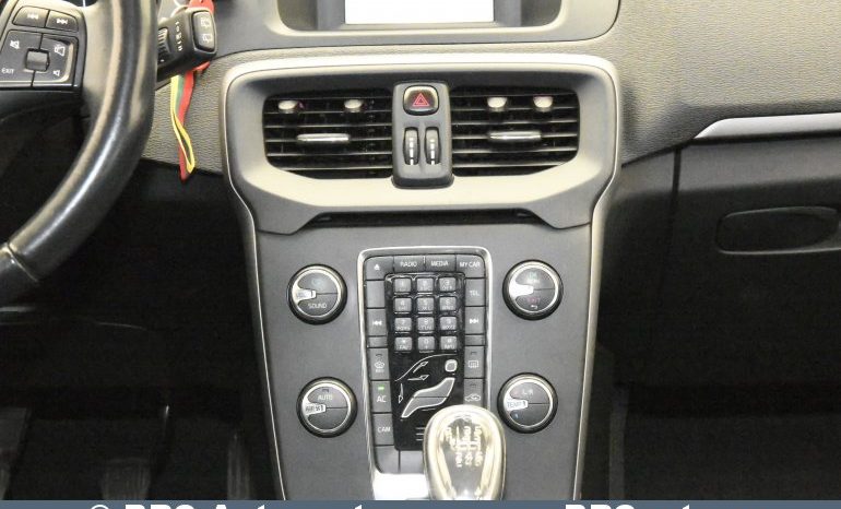 
								Volvo V40 D2 2012 full									