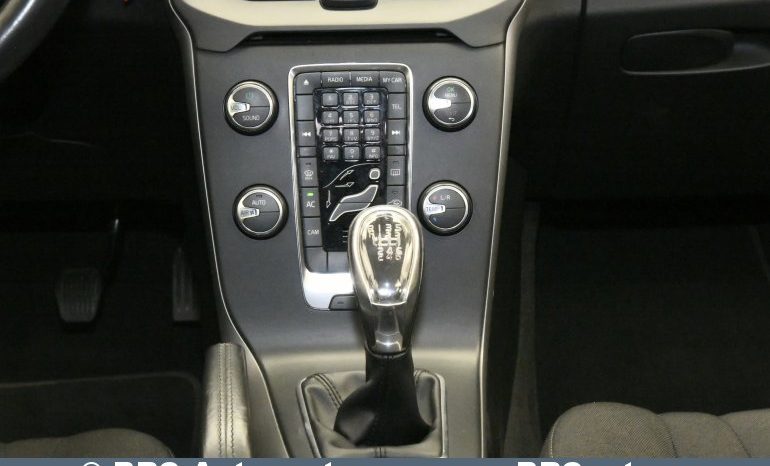 
								Volvo V40 D2 2012 full									