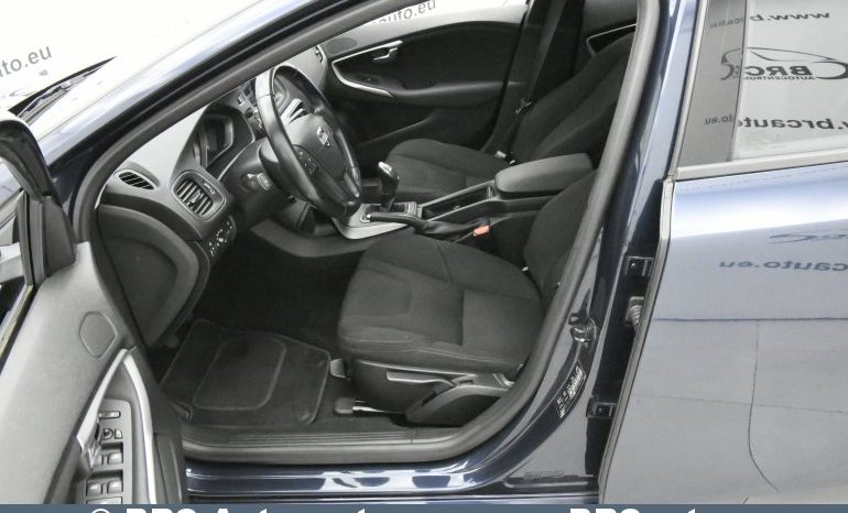 
								Volvo V40 D2 2012 full									