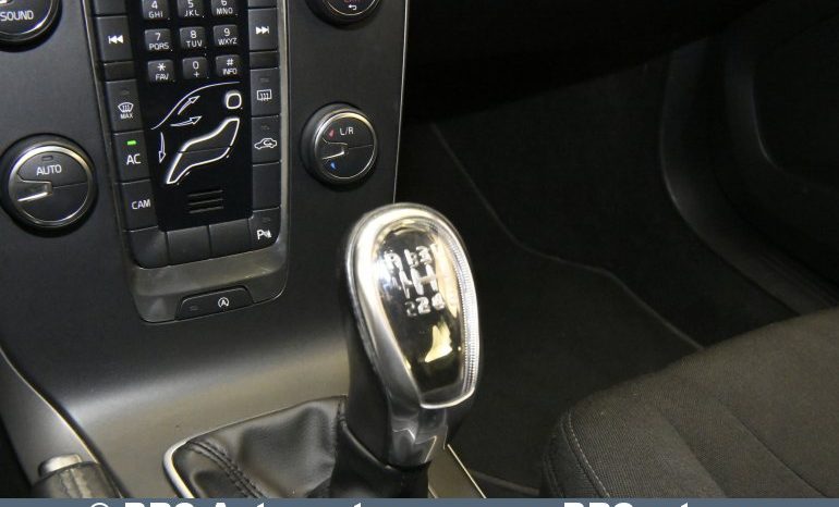 
								Volvo V40 D2 2012 full									