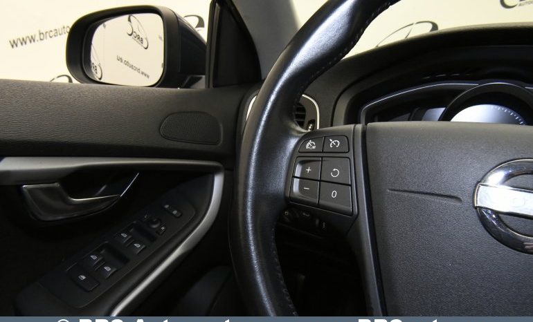 
								Volvo V40 D2 2012 full									