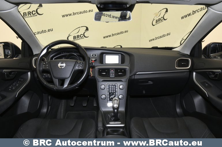 Volvo V40 D2 2012