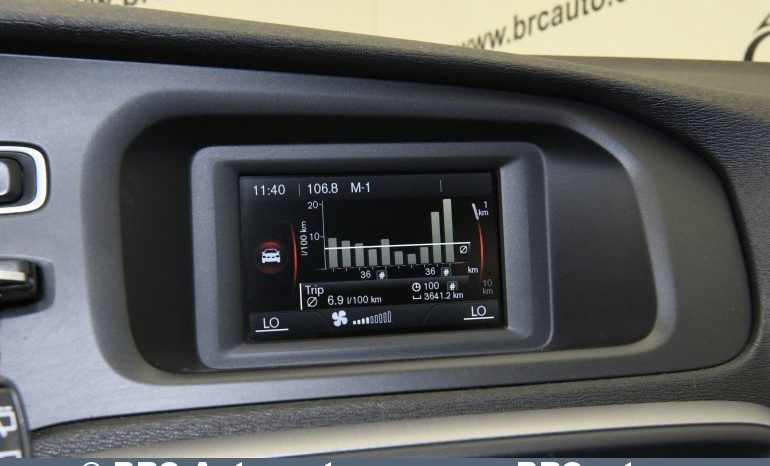 
								Volvo V40 D2 2012 full									