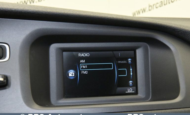 
								Volvo V40 D2 2012 full									