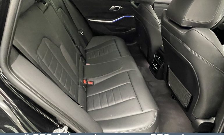 
								BMW 318 d Hybrid Automatas 2020 full									