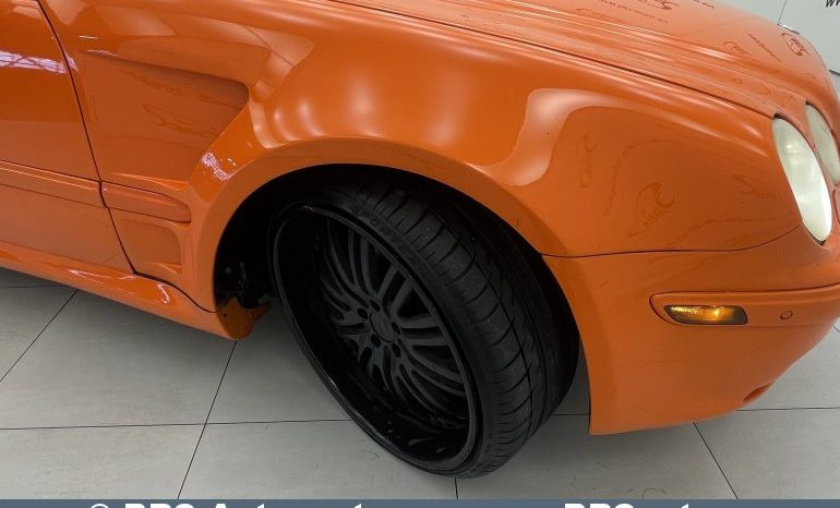 
								Mercedes-Benz CL 500 V8 Automatas 2002 full									