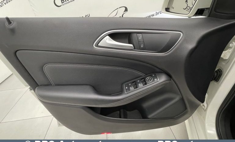 
								Mercedes-Benz B 180 Automatas 2012 full									