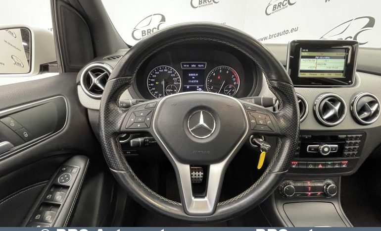 
								Mercedes-Benz B 180 Automatas 2012 full									