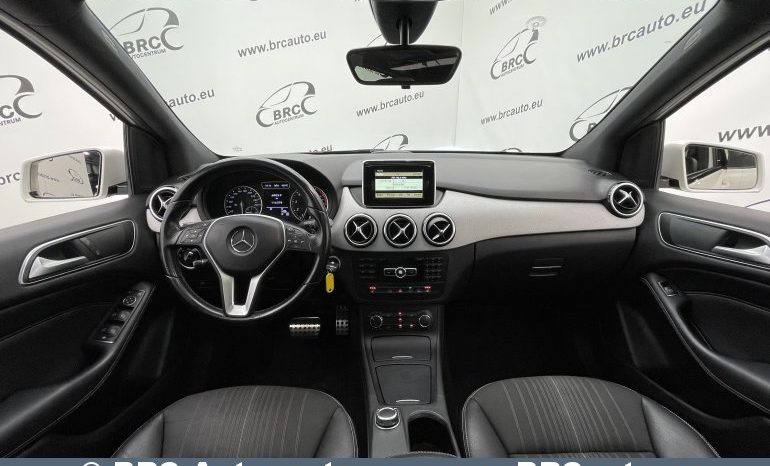 
								Mercedes-Benz B 180 Automatas 2012 full									