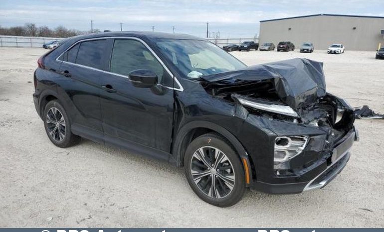 
								Mitsubishi Eclipse Cross 1.5 MIVEC CVT Automatas 2022 full									