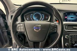 
										Volvo V60 Cross Country D3 2018 full									