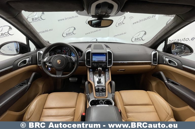Porsche Cayenne 4.8 Turbo V8 Automatas 2014