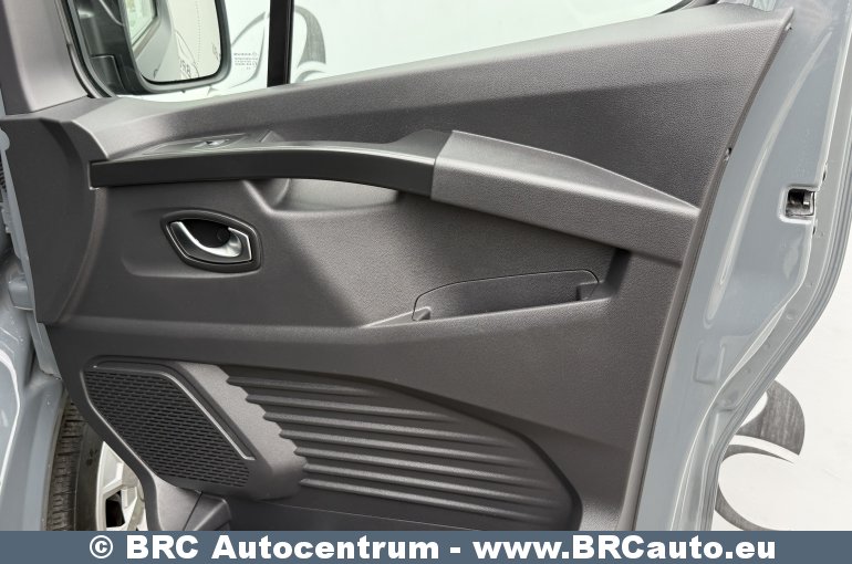 Renault Trafic 2.0 dCi 2024