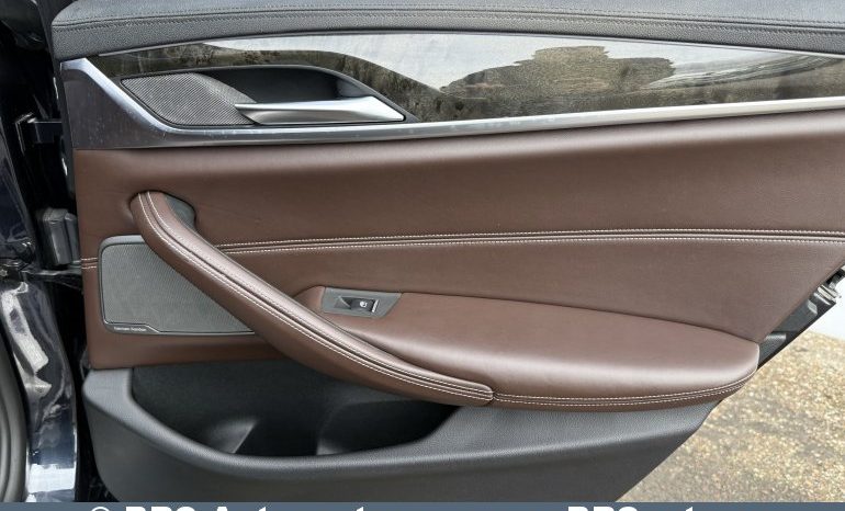 
								BMW M550 4.4 xDrive Automatas 2018 full									