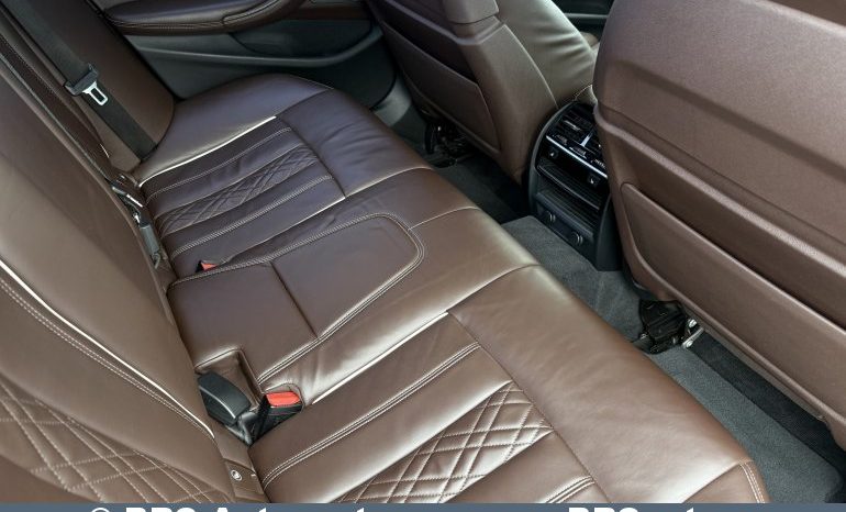 
								BMW M550 4.4 xDrive Automatas 2018 full									
