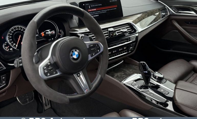 
								BMW M550 4.4 xDrive Automatas 2018 full									