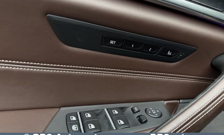 
								BMW M550 4.4 xDrive Automatas 2018 full									
